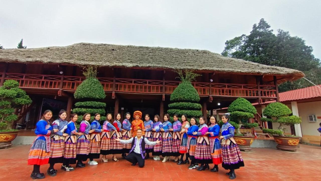 A Lin Homestay Bac Ha エクステリア 写真