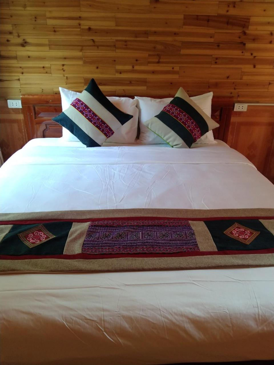 A Lin Homestay Bac Ha エクステリア 写真