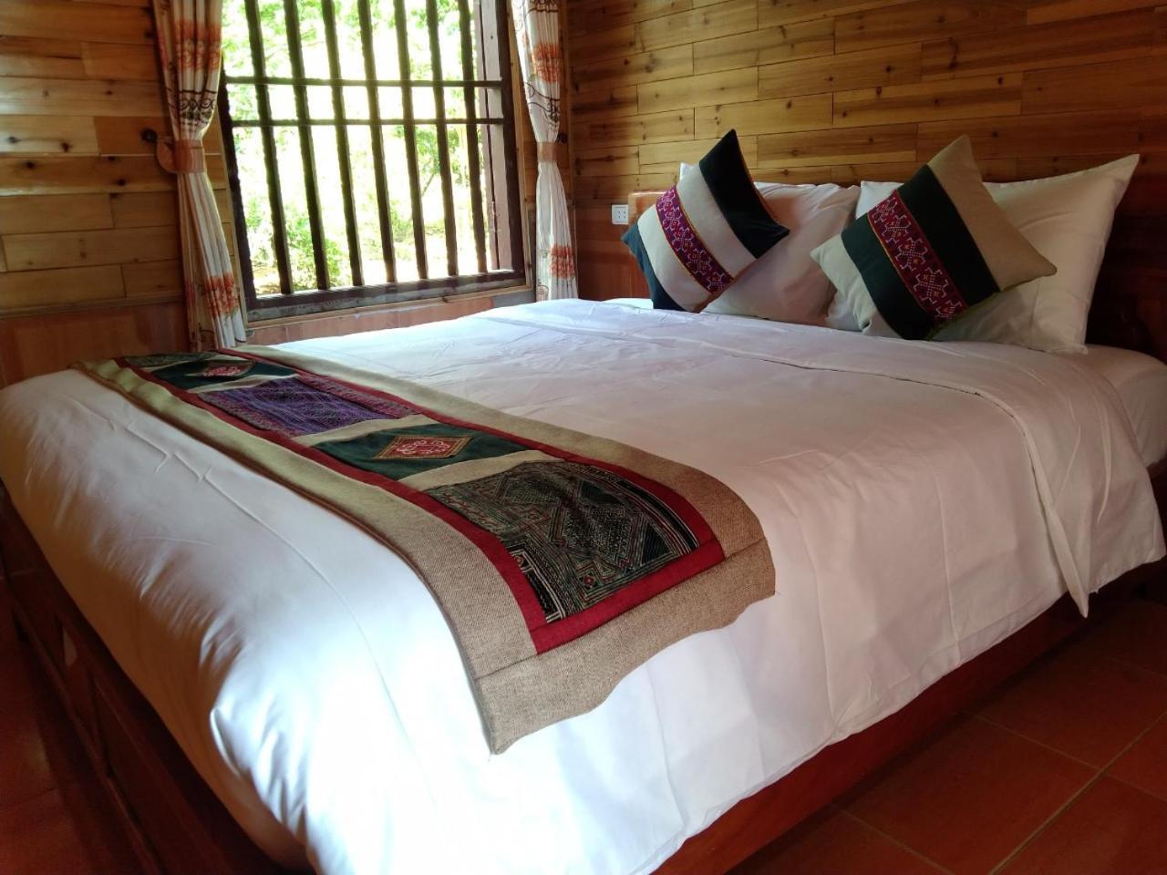 A Lin Homestay Bac Ha エクステリア 写真